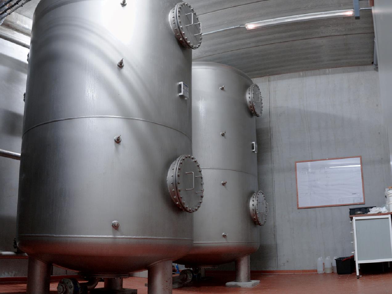 https://www.eurowater.com/admin/public/getimage.ashx?Crop=0&Image=/Files/Images/eurowater/Common/On-site/Activated_carbon_filter_brewery_Eurowater_Denmark.jpg&Format=jpg&Width=1272&Height=954&Quality=75