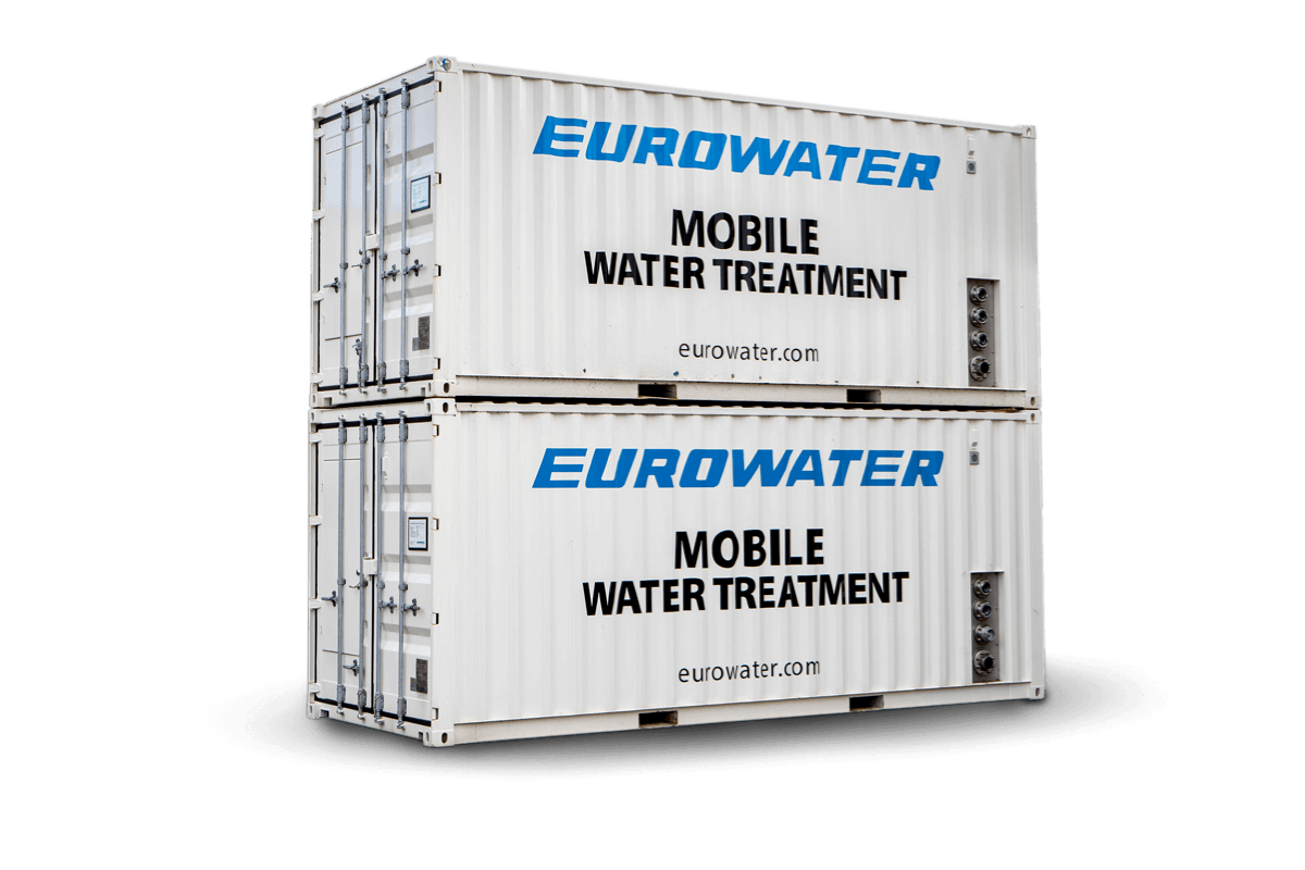 Mobile water treatment in container